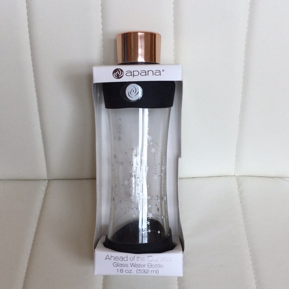 NWT Apana Glass Water Bottle Active Yoga Hike Copper Lid Silicone Black Sleeve